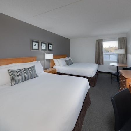 Heritage Inn Hotel & Convention Centre - Moose Jaw Exterior photo